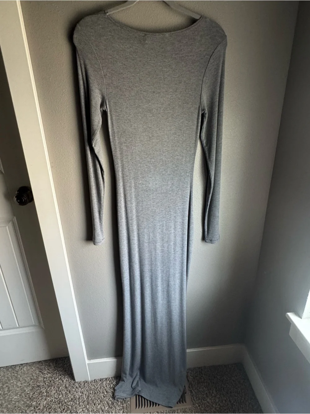 NWT Long Sleeve Maxi Dress in Gray, Size M.